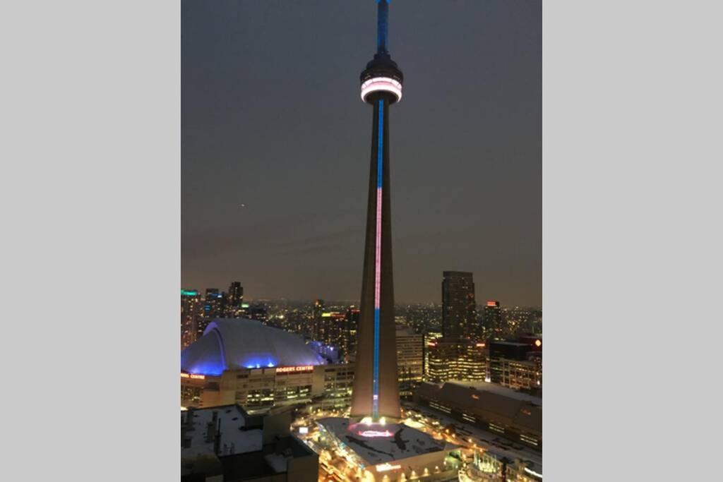 Апартаменти Magnificient View Next Cn Tower/Rogers/Union/Mtcc Торонто Екстер'єр фото