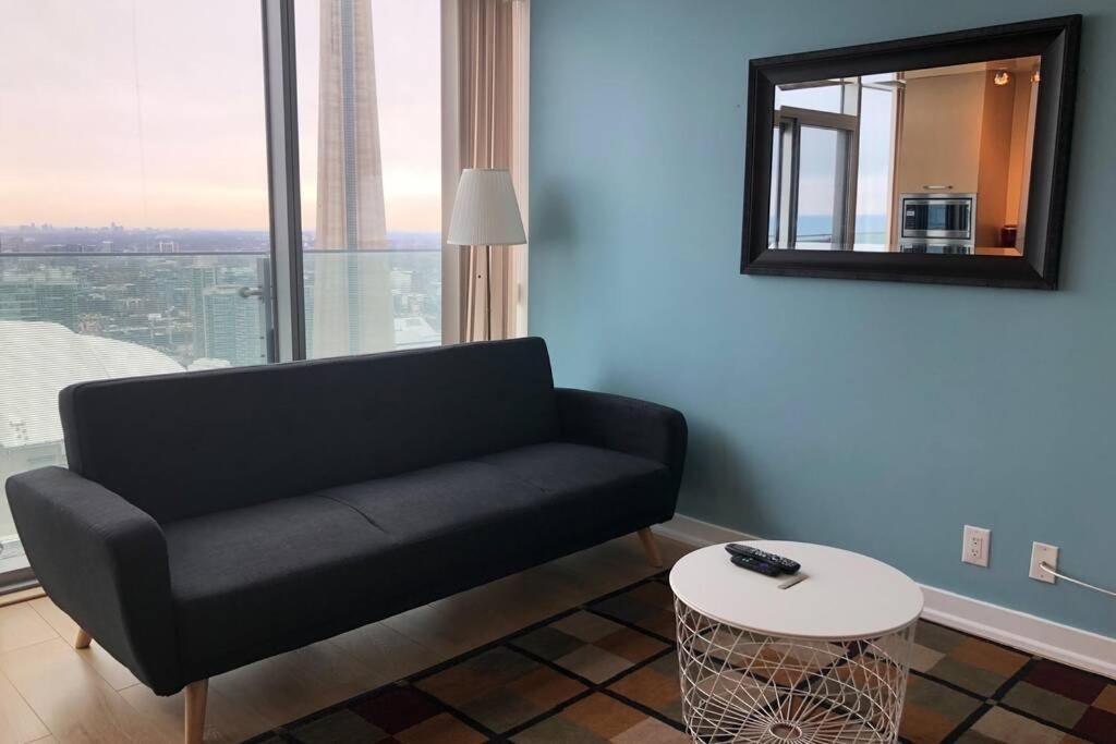 Апартаменти Magnificient View Next Cn Tower/Rogers/Union/Mtcc Торонто Екстер'єр фото