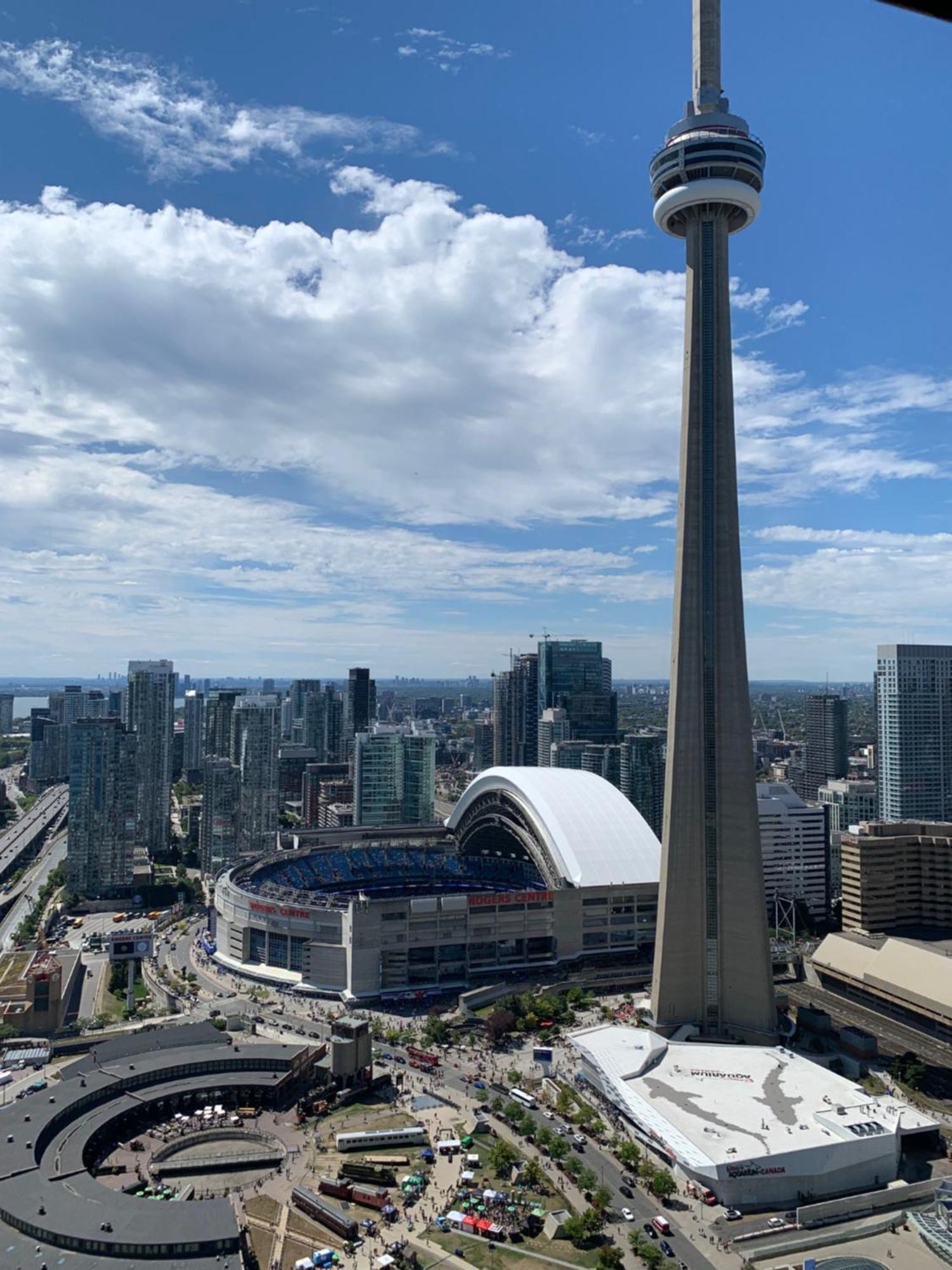 Апартаменти Magnificient View Next Cn Tower/Rogers/Union/Mtcc Торонто Екстер'єр фото