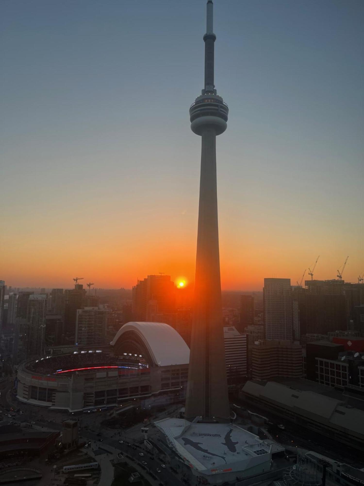 Апартаменти Magnificient View Next Cn Tower/Rogers/Union/Mtcc Торонто Екстер'єр фото